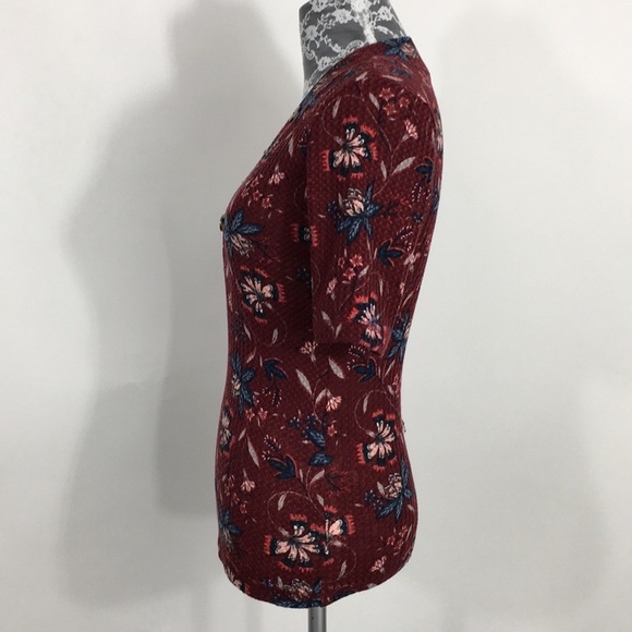 William Rast Burgundy‎ Floral Waffle Knit Top - Picture 4 of 10